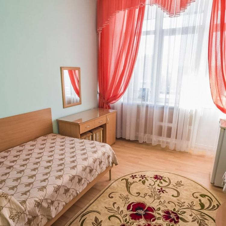 Интерьер 1 местного, 1 комнатного, номера 1 категории в санатории Зори Ставрополья в Пятигорске